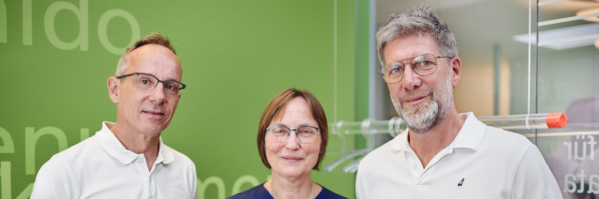 Dr. Thomas Dill (li), Dr. Regine Martini und Dr. Martin Löhr
